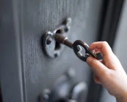 City Locksmith Store Chicopee, MA 413-240-4315 City Locksmith Store Chicopee, MA 413-240-4315 - 14-Unlock-Door