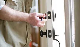 City Locksmith Store Chicopee, MA 413-240-4315 City Locksmith Store Chicopee, MA 413-240-4315 - 9-Locks-Change